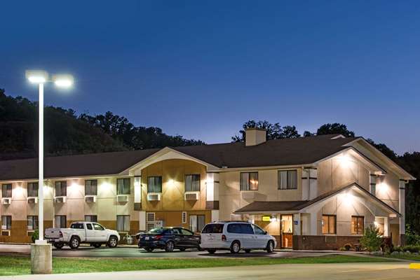 Exterior view - Super 8 Hotel Ripley - I-77, Exit 138