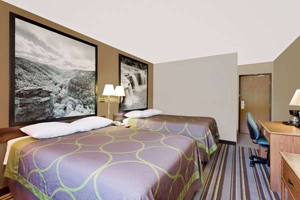  - Super 8 Hotel Elkins