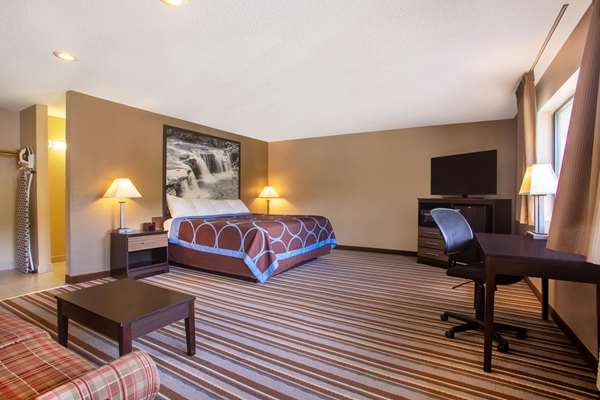  - Super 8 Hotel Elkins