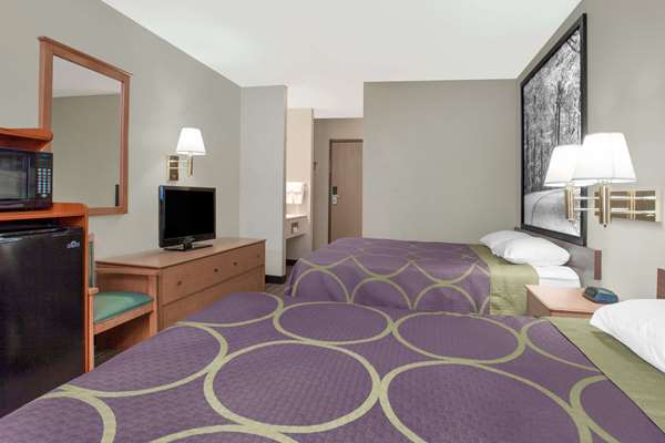  - Super 8 Hotel East Evansville