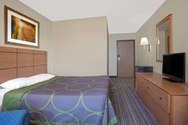  - Super 8 Hotel East Evansville