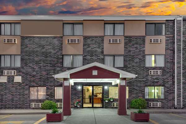 Exterior view - Super 8 Hotel East Evansville