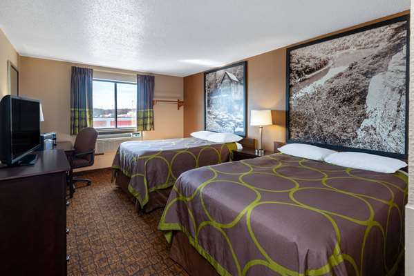  - Super 8 Hotel Summersville