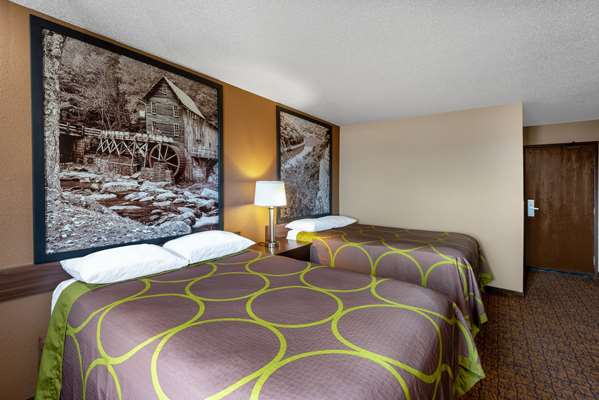  - Super 8 Hotel Summersville