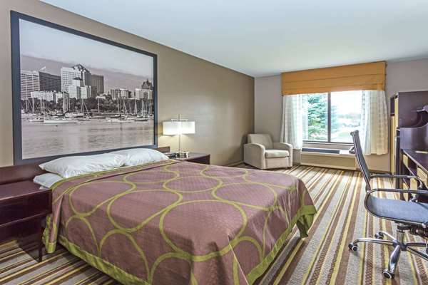  - Super 8 Hotel Delavan