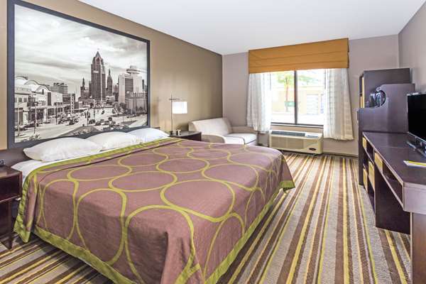  - Super 8 Hotel Delavan