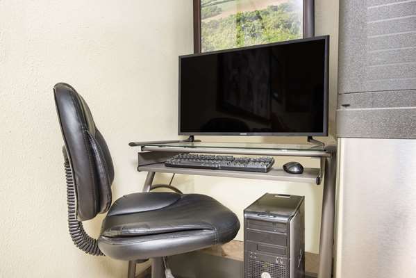 Conference Area - Super 8 Motel Emporia