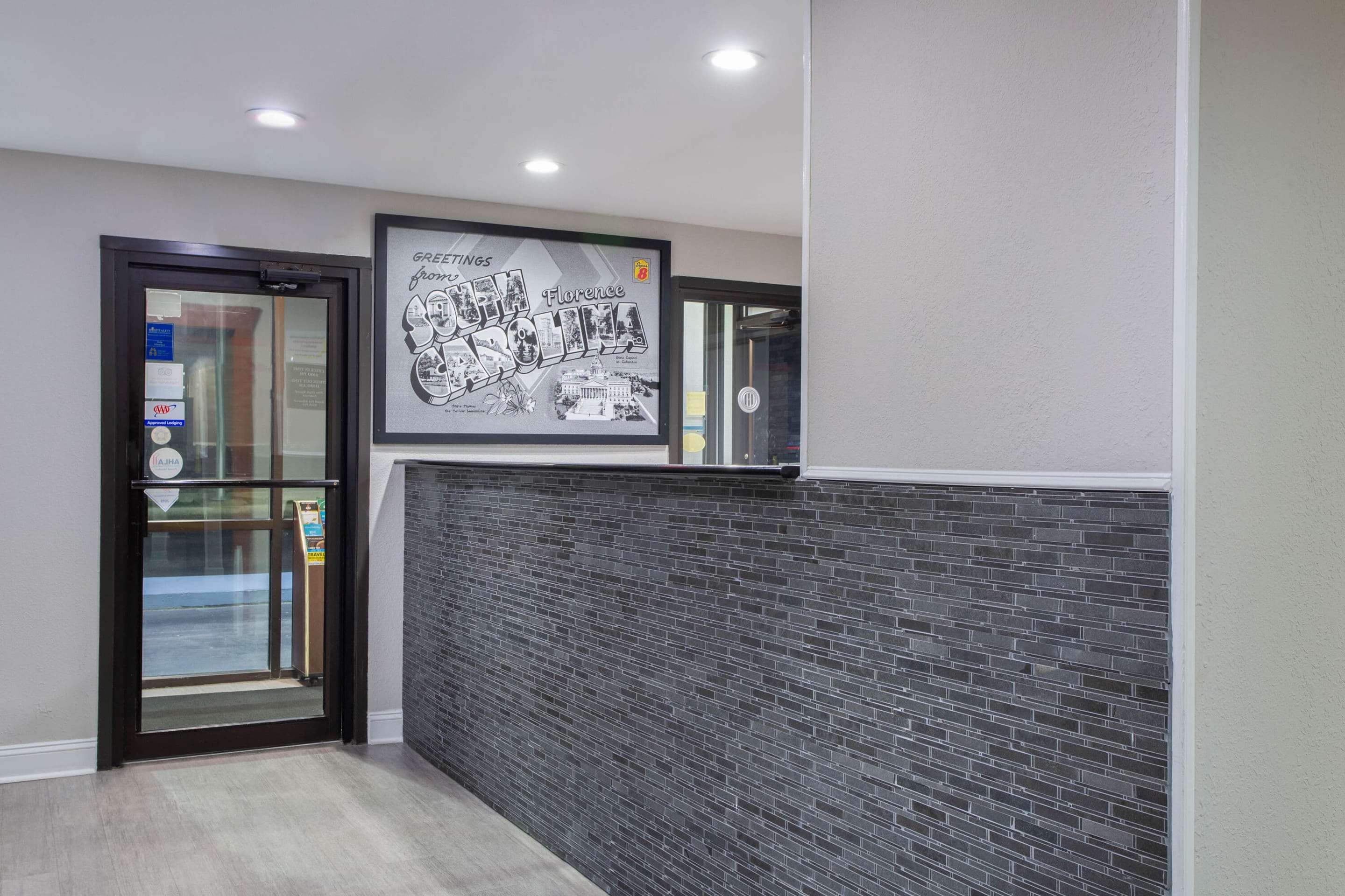 Lobby | Super 8 by Wyndham Florence