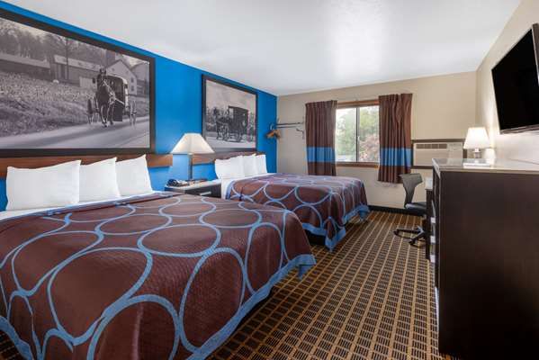  - Super 8 Motel Elkhart - I-80 & I-90, Exit 92