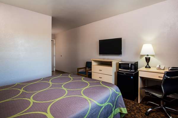  - Super 8 Hotel Vacaville - I-80, Exit 55