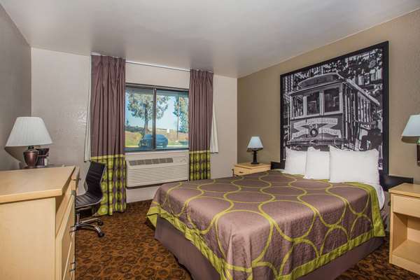  - Super 8 Hotel Vacaville - I-80, Exit 55