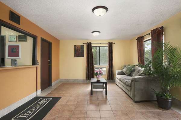  - Travelodge Muskegon Heights