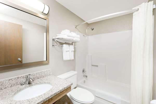  - Super 8 Hotel Kearney