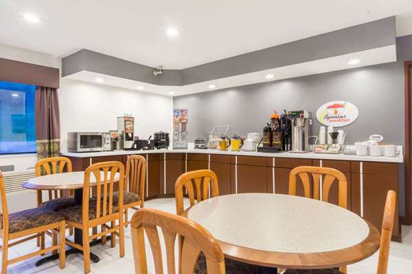  - Super 8 Hotel Zanesville