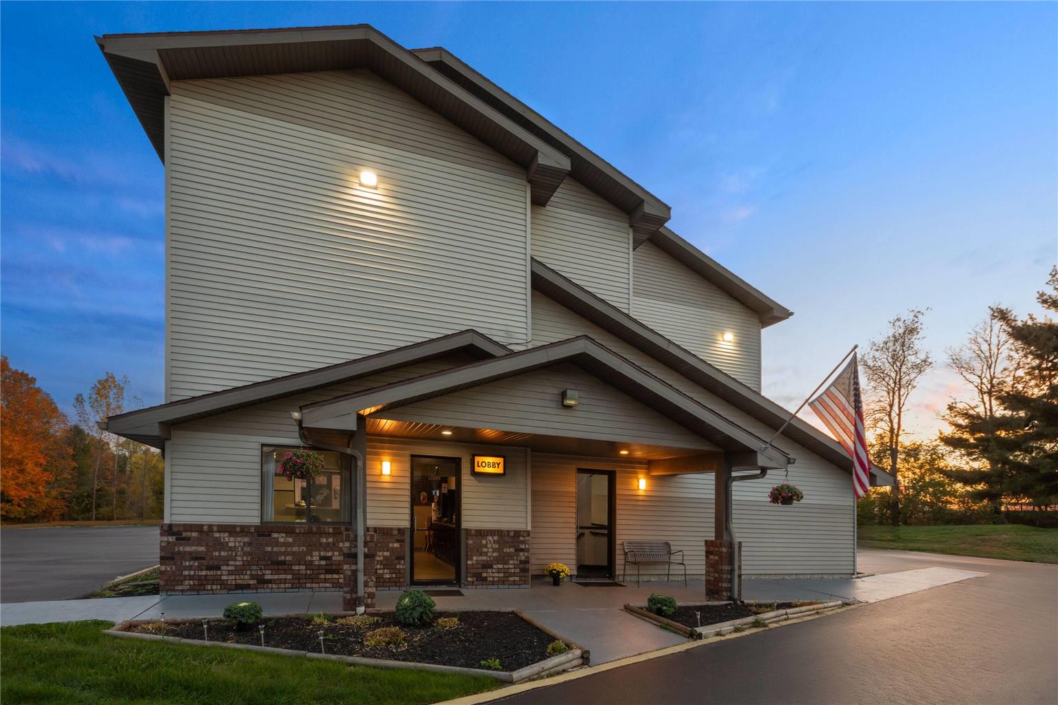 Super 8 Kent/Akron Area