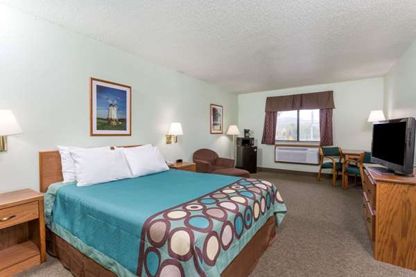  - Super 8 Hotel Gallipolis