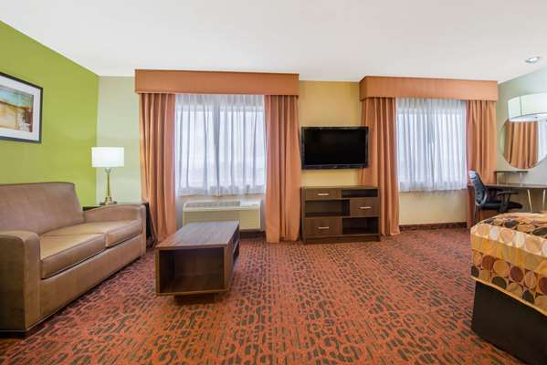Suite - Super 8 Hotel Portales