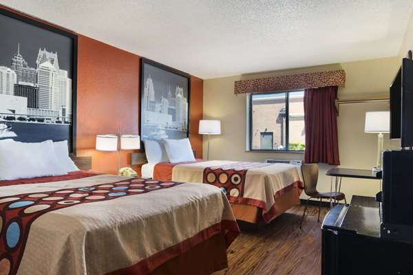  - Super 8 Hotel Taylor - I-75, Exit 36