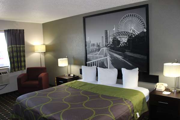  - Super 8 Hotel Wyoming