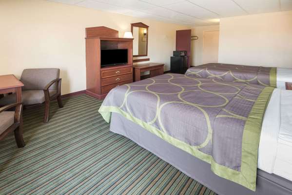  - Super 8 Hotel North Columbus - I-71, Exit 117
