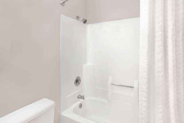  - Super 8 Hotel Beaver Dam