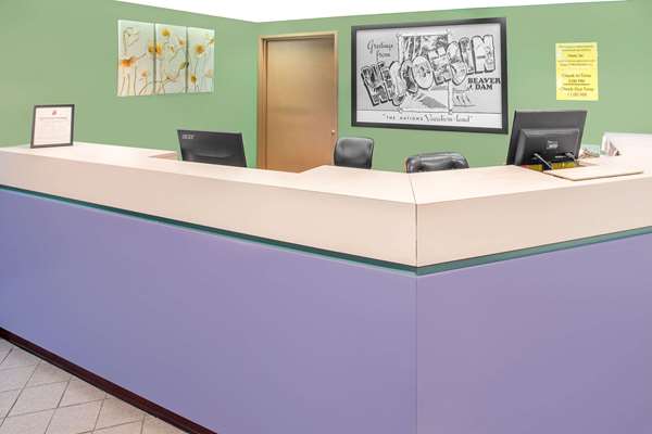  - Super 8 Hotel Beaver Dam