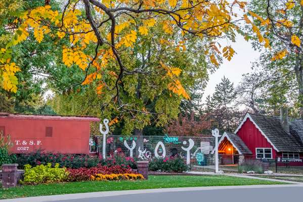  - Super 8 Hotel West Topeka - I-70, Exit 356