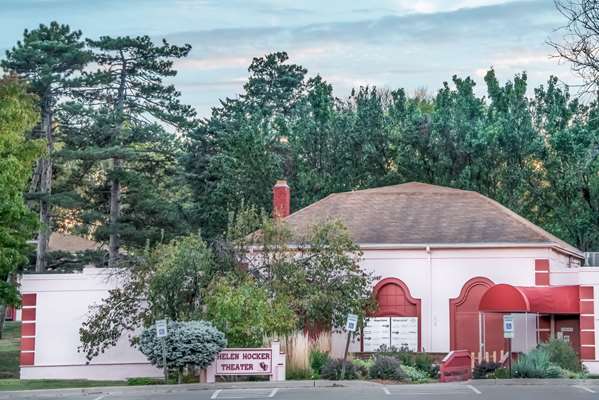  - Super 8 Hotel West Topeka - I-70, Exit 356