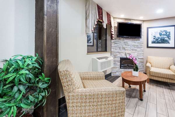  - Super 8 Hotel Sterling Heights