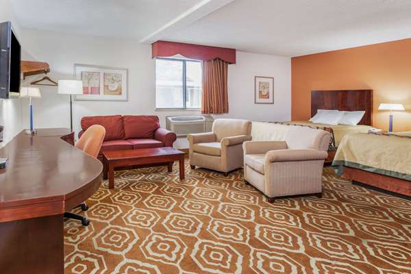  - Super 8 Hotel Sterling Heights
