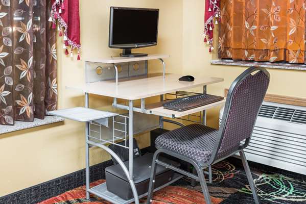 Conference Area - Super 8 Hotel Paris