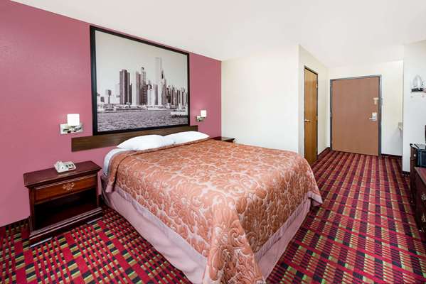  - Super 8 Hotel Paris