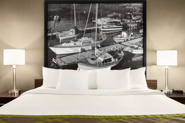  - Super 8 Motel Sarnia