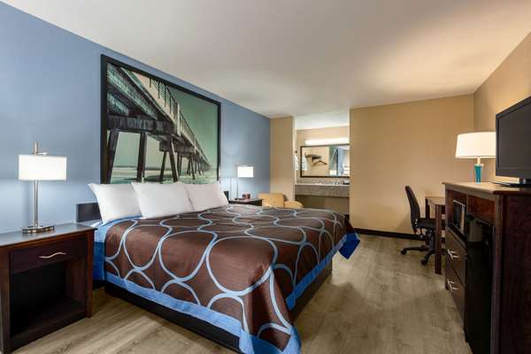  - Super 8 Motel Crestview - I-10, Exit 56