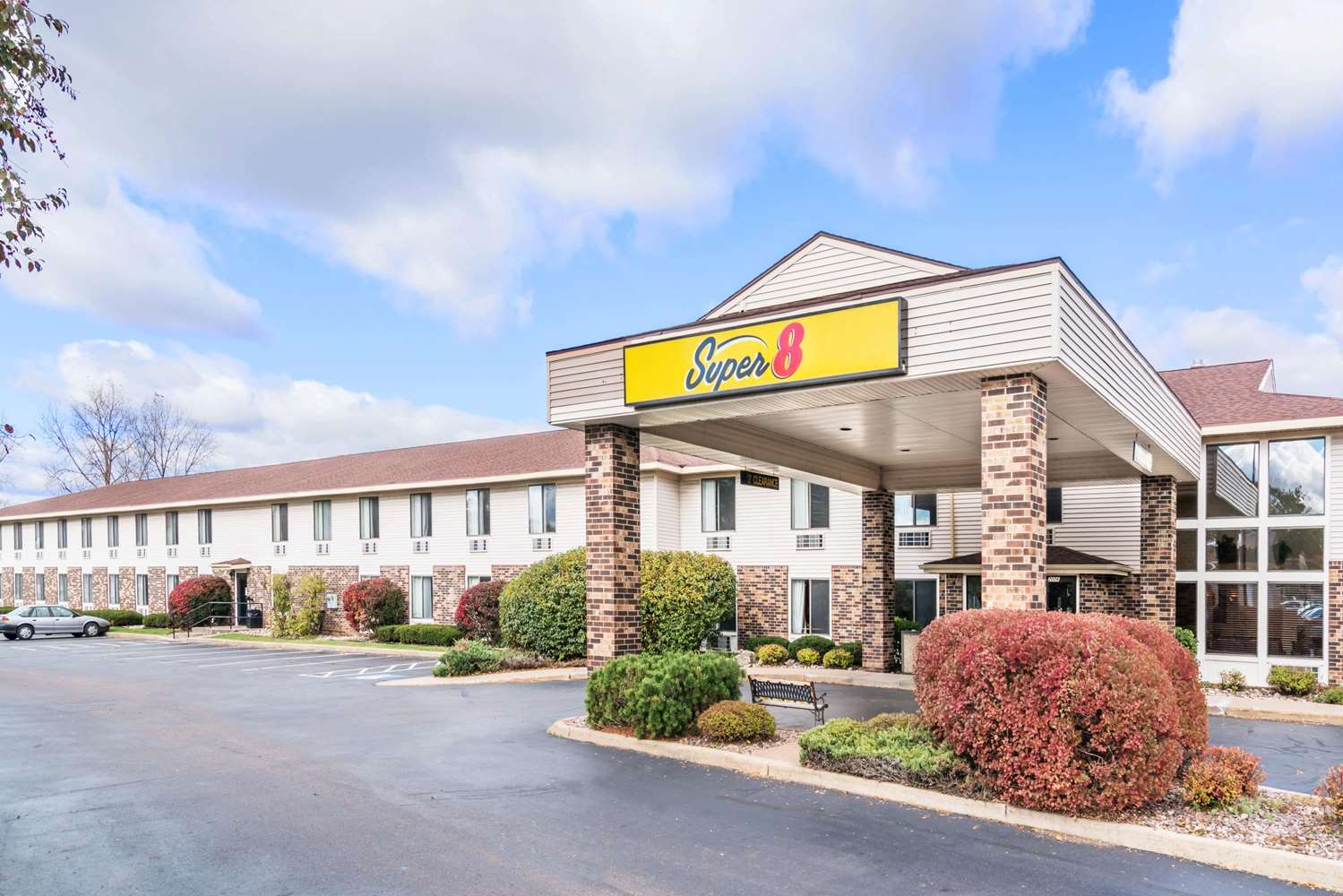 Super 8 Hotel Wausau, WI See Discounts