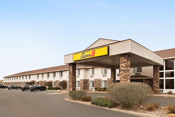 Exterior view - Super 8 Hotel Wausau