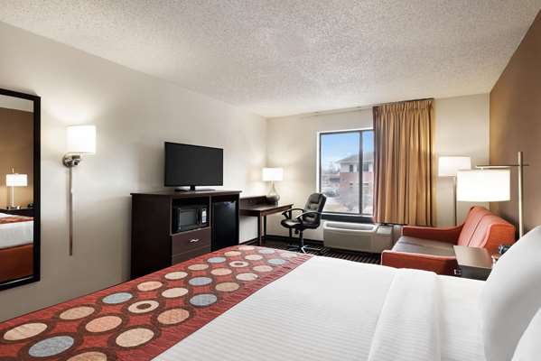  - Super 8 Hotel Wausau
