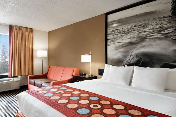  - Super 8 Hotel Wausau