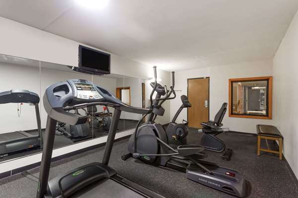 Fitness/ Exercise Room - Super 8 Hotel Germantown