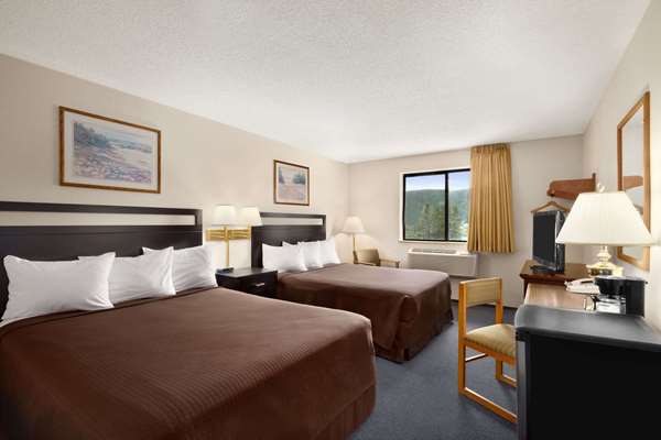  - Super 8 Hotel Williams Lake