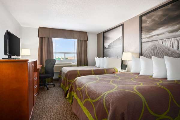  - Super 8 Hotel Regina
