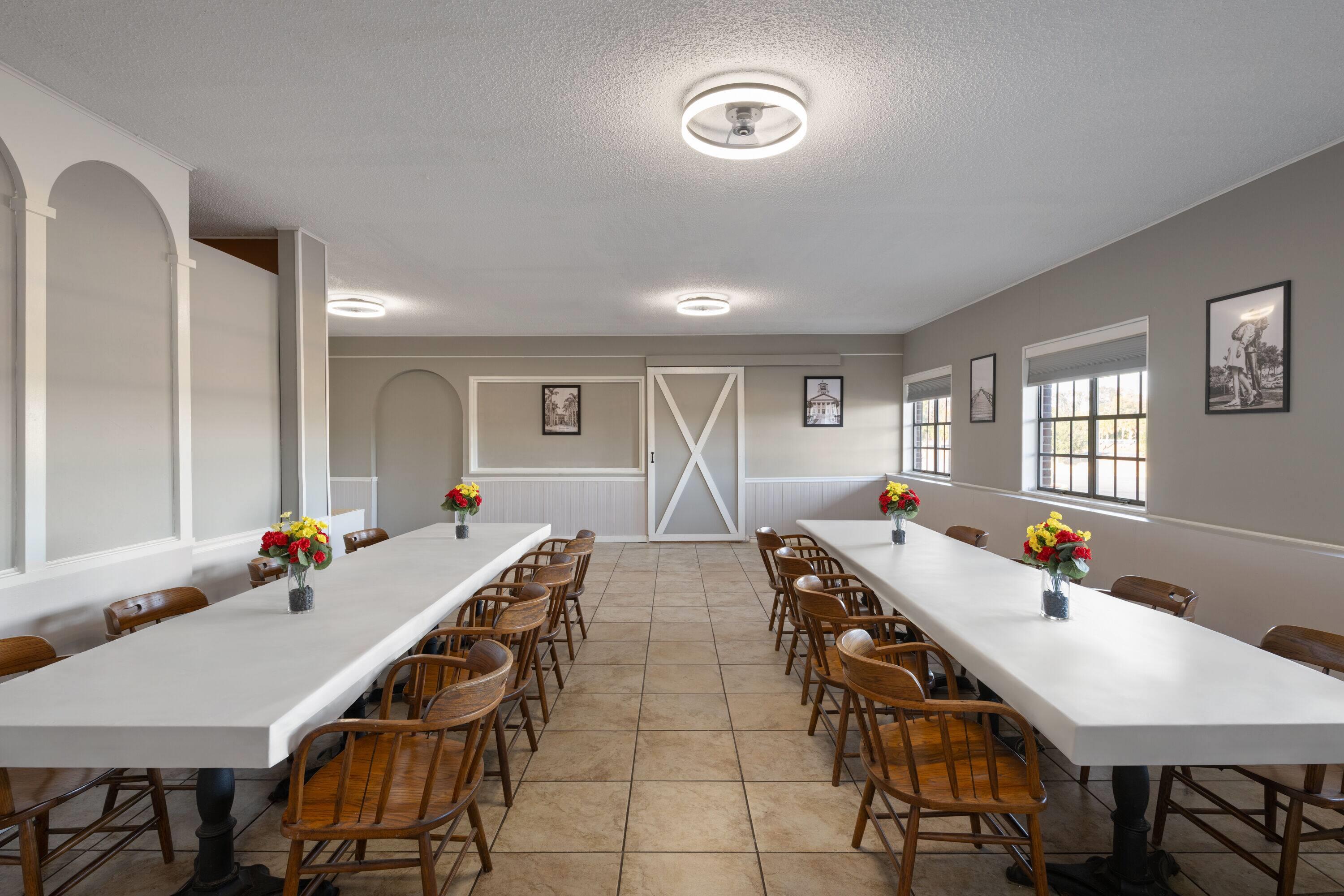 Meeting Room | Super 8 by Wyndham Lake City