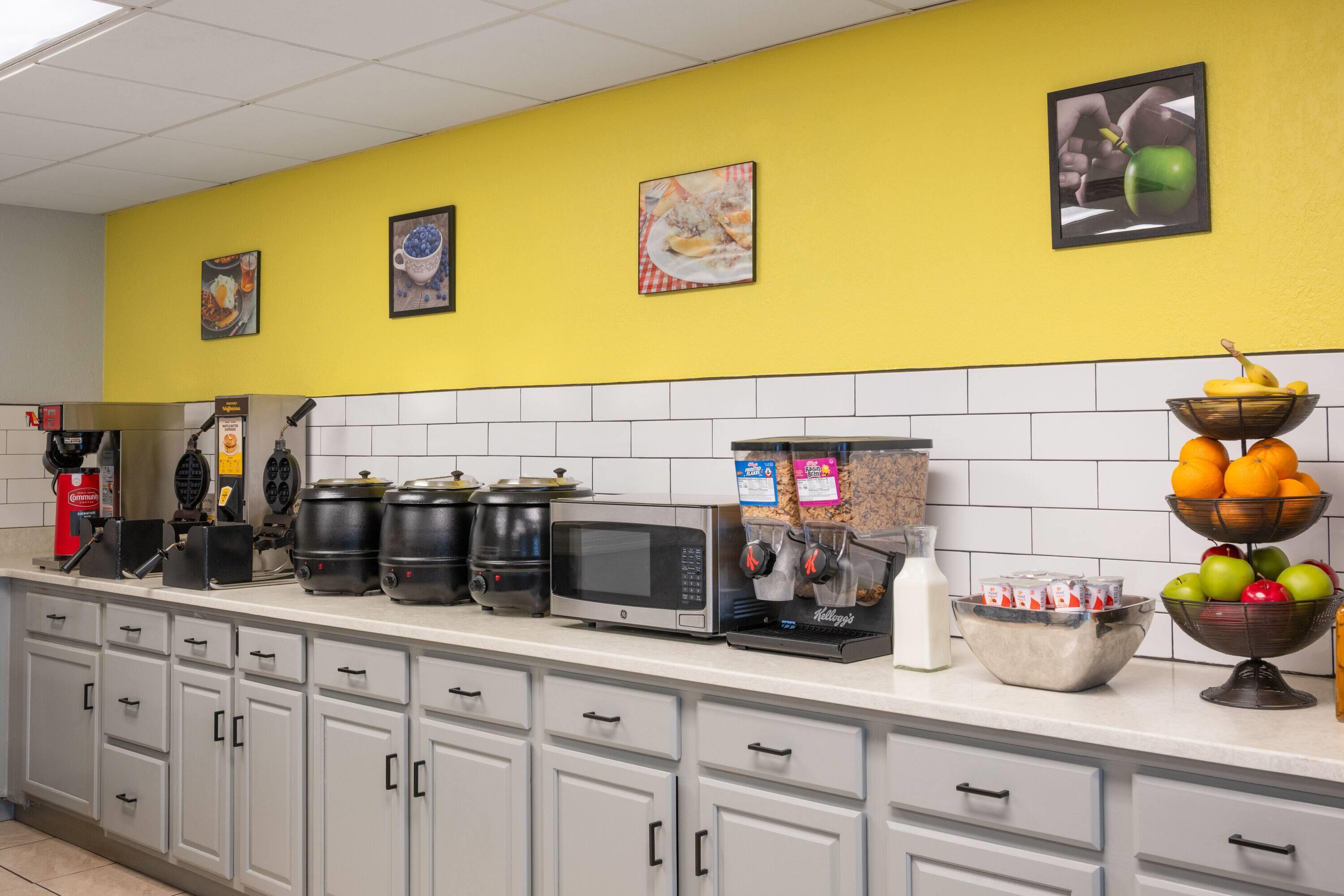 Property amenity | Super 8 by Wyndham Lake City