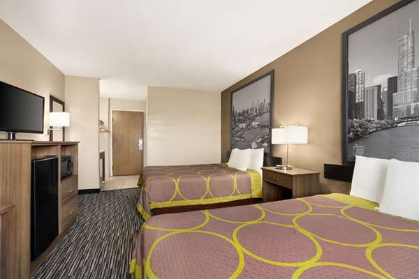  - Super 8 Hotel North Joliet - I-55, Exit 257