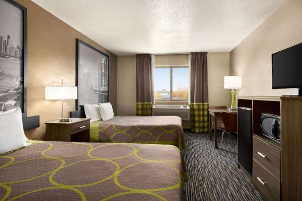  - Super 8 Hotel North Joliet - I-55, Exit 257