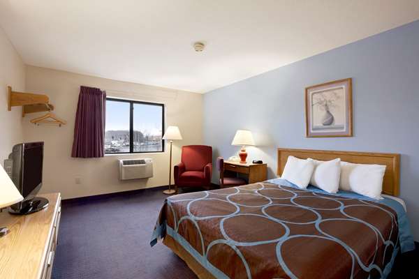  - Super 8 Hotel Cromwell - I-91, Exit 21