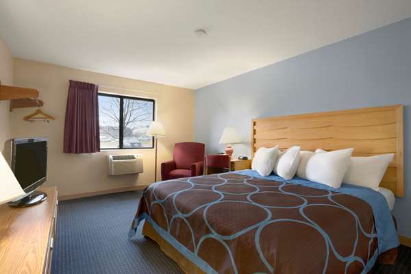 - Super 8 Hotel Cromwell - I-91, Exit 21