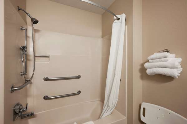  - Super 8 Hotel Cromwell - I-91, Exit 21