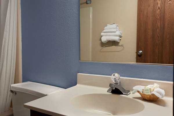  - Super 8 Hotel Cromwell - I-91, Exit 21