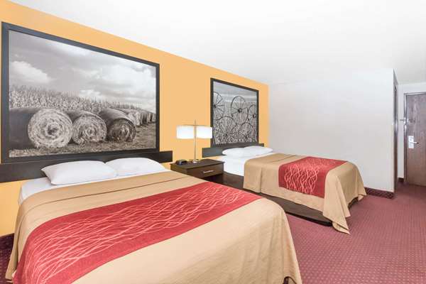  - Super 8 Hotel Ames - I-35, Exit 111